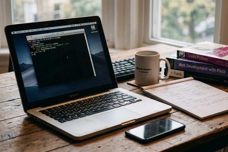 Online Python Interpreter: 10 Best Compilers to Run Code in 2026